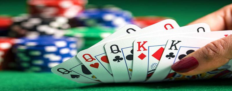 Game bài cược  Poker king33 được nhiều người chơi cá cược yêu thích nhất mọi sòng casino